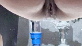 新たに流出した4月の写真：トイレショット❤️ 照明を使った無許可撮影 - うんちやおしっこをする一連の素晴らしい美女たち。 toilet 24-110526