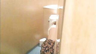 Gyoretsu Toilet 4 jvip 120526 01