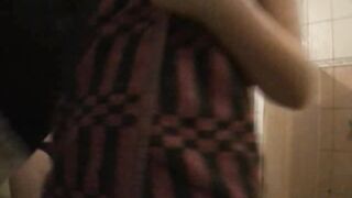 Shower 421 jvip 120526 02