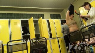 Locker 1351 ipcam 120526 12