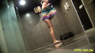Shower 876 toilet 120526 05