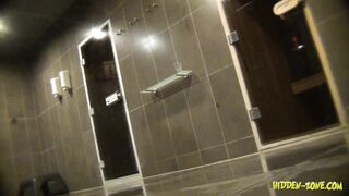 Shower 876 toilet 120526 08