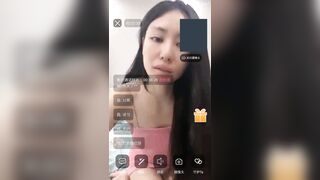 元ポルシェディーラーのDouyinライブ配信者、ヤオヤオ。ライブ配信中およびプライベートセッション中にプレゼントをご覧いただけます china 07-120526