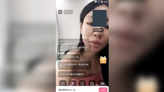 元ポルシェディーラーのDouyinライブ配信者、ヤオヤオ。ライブ配信中およびプライベートセッション中にプレゼントをご覧いただけます china 09-120526