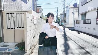 MIDV-684 Big Tits In Clothes. She Looks Quiet, But She Unconsciousl... Reducing Mosaic JAV