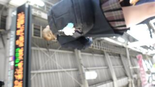 4k-スマホ用hd付き-ちょいギャルjkが座り込んでいたので-さりげなく正面から撮っちゃいました voyeur jp 01-130526