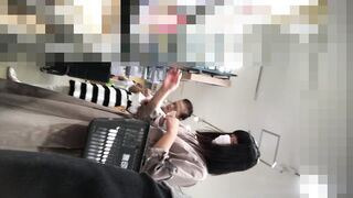 ロンスカで油断しちゃう中身 voyeur jp 01-130526