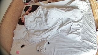 ✅4-19 アパートメントホテル✅超美人女子高生美人女神4日間の実録、複数の性行為、彼氏がスマホで彼女の股間を広げる様子を撮影、彼女は大いに ipcam voyeur jp 16-130526