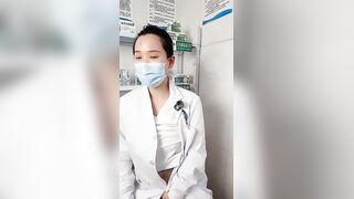 √病院に隠れた巨乳の尻軽女～【台湾】病院の薬局で自慰行為をするトップクラスの胸 china 1