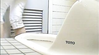 H Toilet 1-5 voyeur jp 140526 03