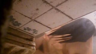 深夜徘徊！ナイトさんの民家風呂盗撮！ File.02 voyeur jp 140526