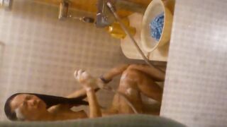 深夜徘徊！ナイトさんの民家風呂盗撮！ File.03 voyeur jp 140526