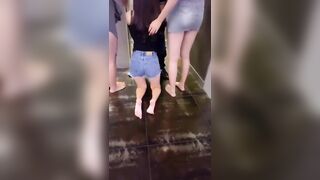 굶주린 어린년들과 노래방 돌림빵 korean porn vip