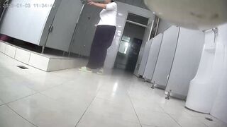 【最高画質トイレショット】大学寮シリーズ：排便アルバム - 15時間、女子学生200人以上 toilet 1 10-150526