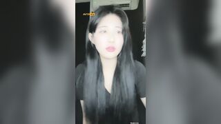 (한국야동) 보지 살포시 보여주는 이쁜이 korean porn vip