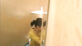 Gyoretsu Toilet 10-12 voyeur jp 160526 01