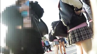 顔出しjk35-夢の国16集団で歩くお揃コーデjkちゃん-風にはためくスカートの中の生p-声かけ voyeur jp 01-160526