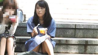 （ＦＨＤ）ＮＯ１＆ＮＯ２：おっぴろげの綺麗なお姉さん！！パンティーが見えすぎです！！（笑） voyeur jp 160526