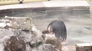 露天風呂 めったに見れない爆乳ちゃんとその他 voyeur jp 170526