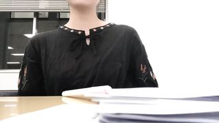 【神】講義中でも、電車でもどこでも脱いじゃう神 voyeur jp 170526 08
