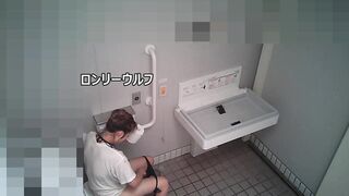 トイレ極⑭嚙んだサ８○似美女お姉さんのすべて見せちゃいます voyeur jp 170526