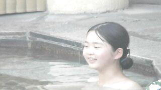 【露天風呂最高峰】童顔美乳微毛 全てが美しすぎる娘▲1位2019▲ voyeur jp 170526