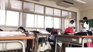 制服少女達の着替え voyeur jp 170526