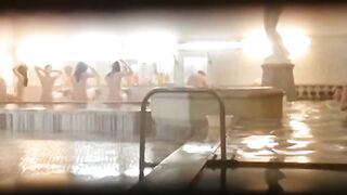 【レア】これはスゴい♥ JKがJKを隠し撮り♥リアルすぎる本物♥修学旅行 浴室盗撮 ♥ 06 voyeur jp 170526