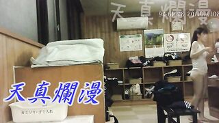 【令和合宿風呂盗撮】スポーツ合宿脱衣所潜入撮り 4 voyeur jp 170526