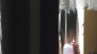 【民家覗き】窓をこじ開けて、ちつぱいＣちゃん高画質カメラで覗きみ voyeur jp 170526