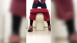 トイレ 限界おしっこ我慢 お漏らし voyeur jp 180526