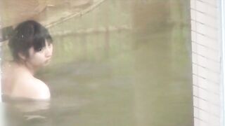 【撮れたて】美少女JK2人組 voyeur jp 180526