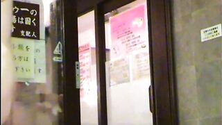 銭湯 裸で歩き回るお姉さん達 voyeur jp 180526 07