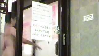銭湯 裸で歩き回るお姉さん達 voyeur jp 180526 13