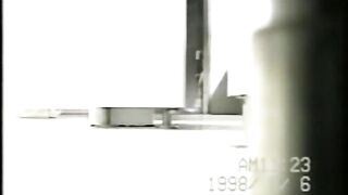厨がっこう女子トイレ1（体操着編） voyeur jp 180526