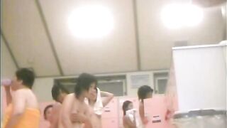C)絶妙な美少女だけの銭湯 voyeur jp 180526