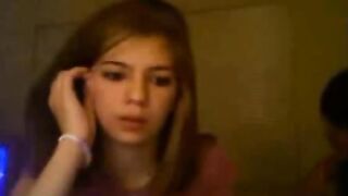 無修正 【蔵出し】S級チャット少女15名 voyeur jp 180526 01