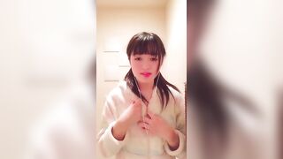 坂口麻衣「年齢言ってからオナニー」潮吹きも♡ voyeur jp 180526 09