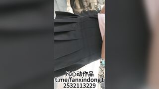 市場近くのビーチで隠しカメラが撮影した映像：数人の若い女性が下着を着用していなかった！ ipcam 1 05-190526
