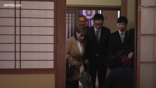 JUQ-043 On a hot spring trip to celebrate my retirement from work,... Reducing Mosaic JAV