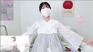 (한국야동) 추석맞이 한복입고 고운 자태를 뽐내는 퀸애플 korean porn vip