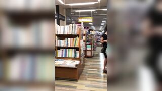 ４人のお姉さん-ママさんの逆さパンチラ動画-静止画-おまけ有り-１３１ voyeur jp 07-190526