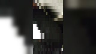 けしからん-エスカレーターで盗撮を警戒して最後尾に乗るような娘には悪戯part-24-携帯用-縦動画 voyeur jp 01-190526