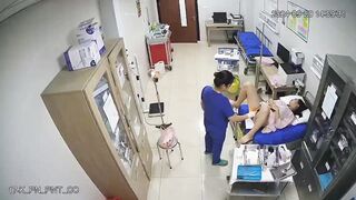 【ハッキングされたカメラ】一般病院の婦人科における妊婦の膣内診【あるウェブサイトからのオリジナル版】 ipcam 1 (8)