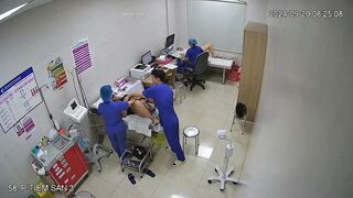 【ハッキングされたカメラ】一般病院の婦人科における妊婦の膣内診【あるウェブサイトからのオリジナル版】 ipcam 2 (9)