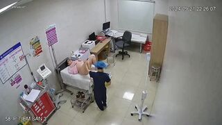 【ハッキングされたカメラ】一般病院の婦人科における妊婦の膣内診【あるウェブサイトからのオリジナル版】 ipcam 3 (5)