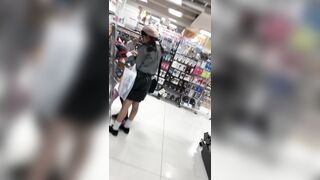 ２人のお嬢さんの逆さパンチラ動画-静止画-オマケ付き-２０６ voyeur jp 03-200526