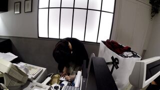 店員撮り１１４-和風で清楚-習い事の先生という言葉がぴったり一致する綺麗な店員さん voyeur jp 01-200526