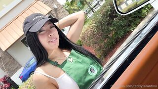 Starbucks Girl Vivienne Vo Gets Fucked In A Car OnlyFans