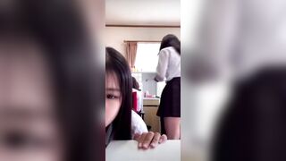 똥꼬치마 엉밑살 생중계 해버리는 친구년 ㅋㅋ korean porn vip